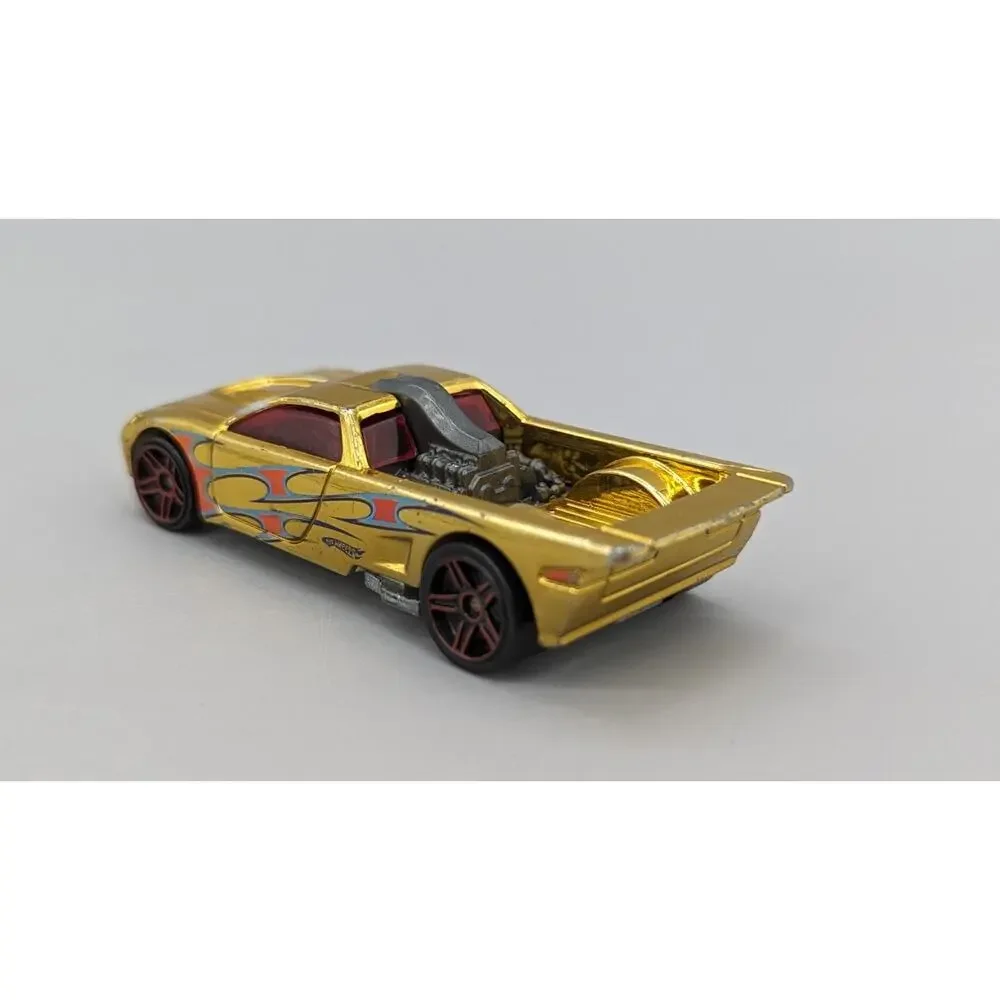 Mattel 2003 Hot Wheels Gold Bedlam Truck Car 1:64 Diecast Car